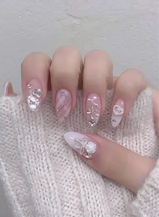 ネイル JISOO ANA.CHUOのネイルデザイン