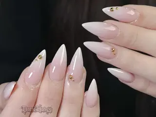 ネイル Dark Honey Susuのネイルデザイン