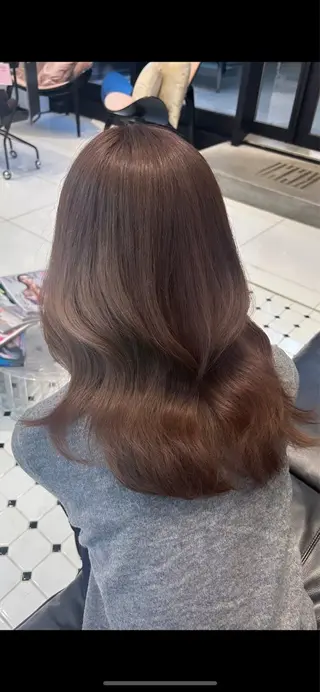 セミロング カラー KEEN吉祥寺所属・Yuuka 韓国× レイヤーカット💖のヘアスタイル