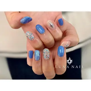 ネイル アトリエ　ミモザ所属・いまむら あかりのネイルデザイン