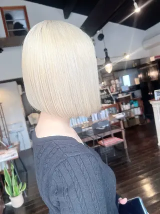 ショート カラー 🩵小野 えりか🩷のヘアスタイル