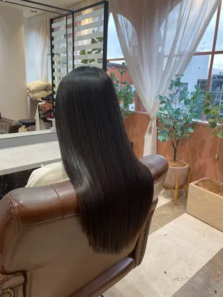 ロング acroあべの店所属・🧸顔周りカット /透明感🎀のヘアスタイル