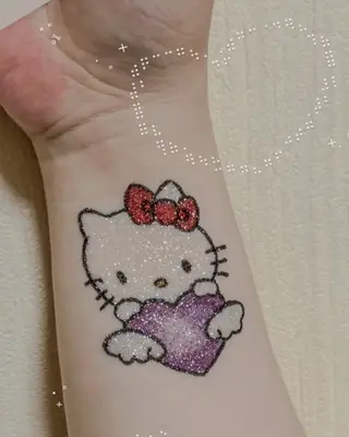 num-fi Aiのネイルデザイン