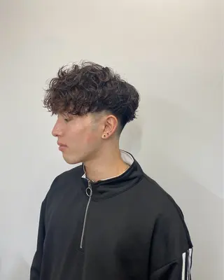 ショート カラー パーマ メンズ sunc所属・梅田l大人韓国ヘア レイヤー×艶カラーのヘアスタイル