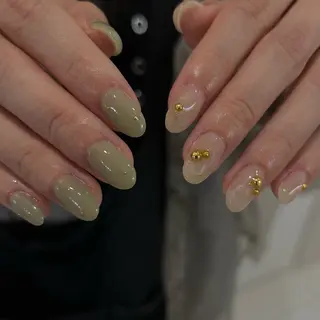 ネイル Ray. ちゅるん系ニュアンスのネイルデザイン