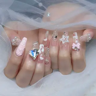 ネイル Julli NailStudioのネイルデザイン