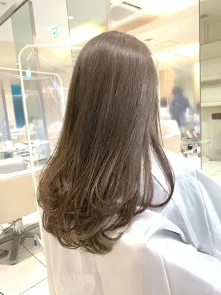 ロング MODEks eau 佐藤優志のヘアスタイル