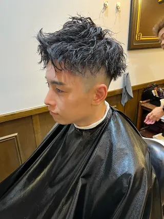 ショート パーマ メンズ 圓子 快のヘアスタイル