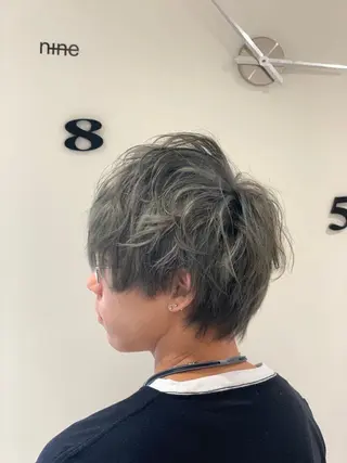 カラー メンズ 松吉 純平のヘアスタイル