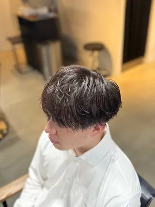 パーマ メンズ 韓国&メンズウルフ 高森蓮のヘアスタイル