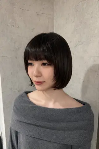 ショート Yuzumi/ ハイトーン/パーマのヘアスタイル