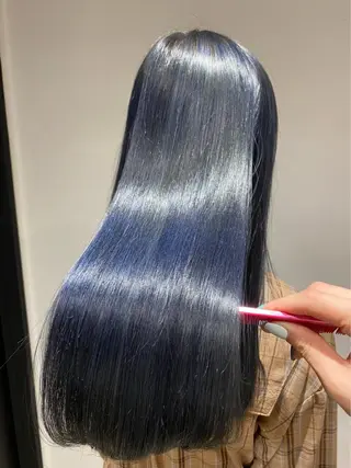 ロング 羽柴幸生✨透明感 カラー・ストレート✨のヘアスタイル