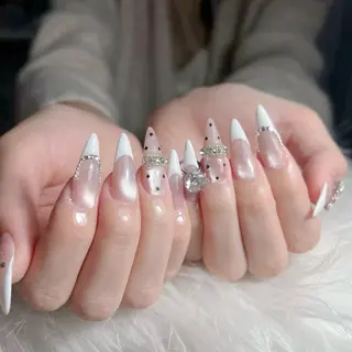 ネイル LilyLala Nailsalonのネイルデザイン
