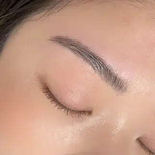 アイブロウ Ayumi.dre 🌸Y《2階》のマツエク・マツパデザイン