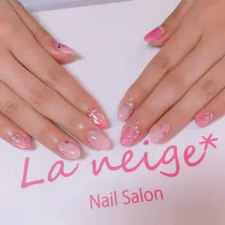 ネイル La neige* yuki 🥯🍑のネイルデザイン