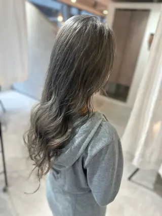 ロング カラー ハイトーンカラー 特化/悠希のヘアスタイル