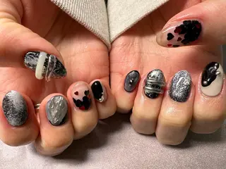 ネイル 高野 梨紗子のネイルデザイン