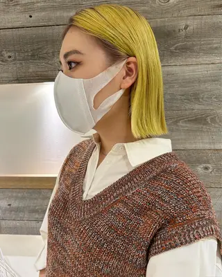 ショート カラー Loom.所属・村上雅人 ナチュラルモードのヘアスタイル