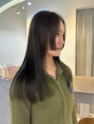 ロング morita yunaのヘアスタイル