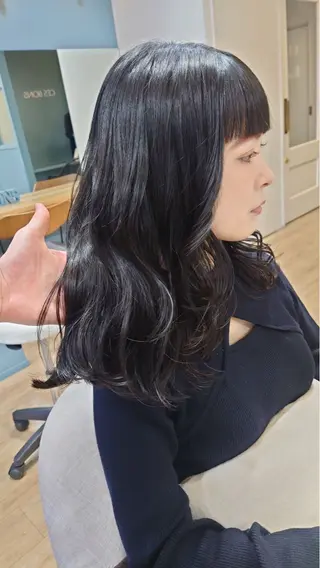 セミロング パーマ 小林 栞菜のヘアスタイル