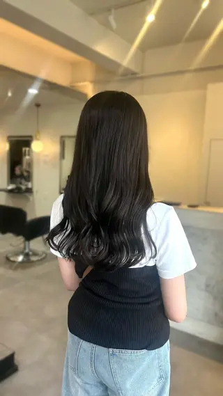 ロング カラー Machi ／ Cielのヘアスタイル