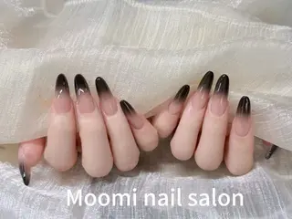 ネイル Moomi nail salonのネイルデザイン
