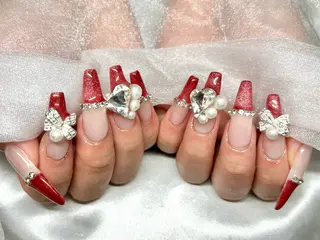 ネイル Roi〈ロワ〉 Akariのネイルデザイン