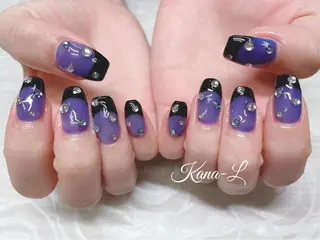 カラー ネイル 芦辺 香奈のネイルデザイン