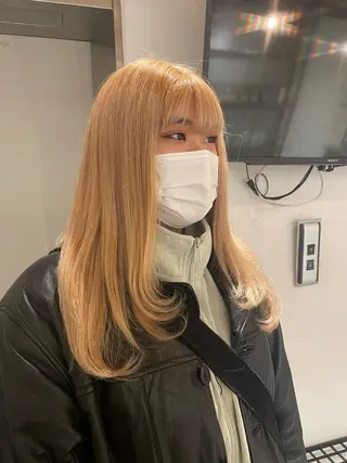 ロング カラー LUNTY NAMBA所属・艶ハイトーン👑♡ NATSUKIのヘアスタイル