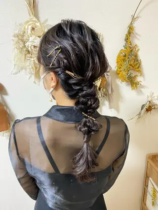 ロング ヘアアレンジ ヘアアンドメイクムタ 新居のヘアスタイル