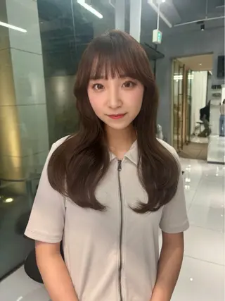 ミディアム 飯ヶ谷 成海のヘアスタイル