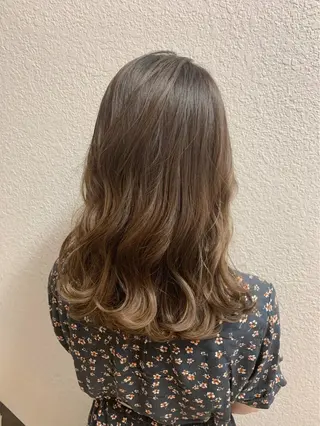 ミディアム カラー パーマ kith.所属・ケアカラー×髪質改善 🌙OKUBO🌙のヘアスタイル