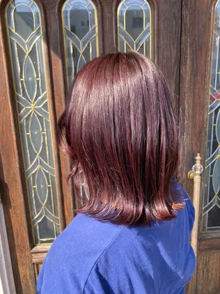 ミディアム カラー bluem所属・山西 真琴のヘアスタイル