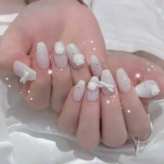 ネイル Kanon 🤍のネイルデザイン