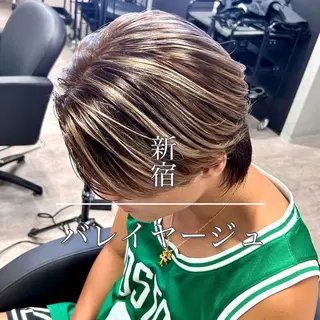 ショート 外国人風カラー職人 レオのヘアスタイル