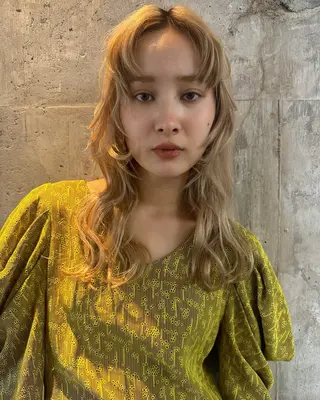 ロング カラー ヘアアレンジ myu 🐈‍⬛のヘアスタイル