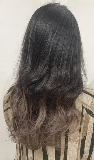 ロング カラー 京都大人女性ショート 徒歩1分/秋山のヘアスタイル