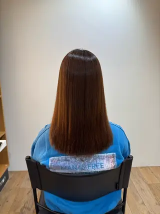 セミロング afloatkobe所属・美髪/髪質改善 川口凌弥のヘアスタイル