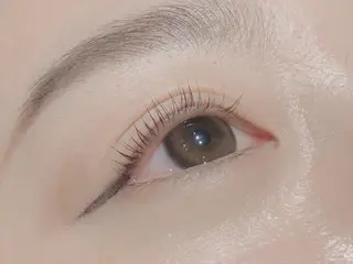 パーマ 和田 真弥の眉毛・アイブロウイメージ