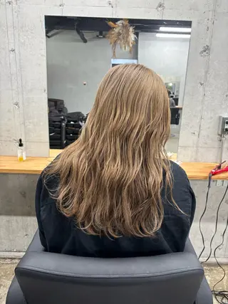 ロング カラー mono / Manatoのヘアスタイル