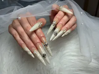 ネイル Cloudy Chan Nailのネイルデザイン