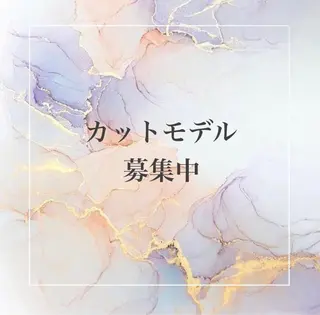 ミディアム ✂︎CHII/ 白髪ぼかしのヘアスタイル