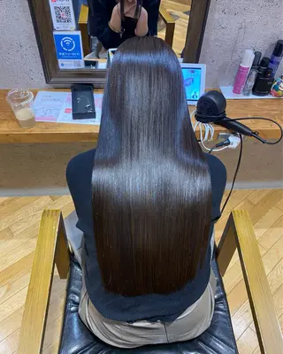 ロング 久保 敏之のヘアスタイル