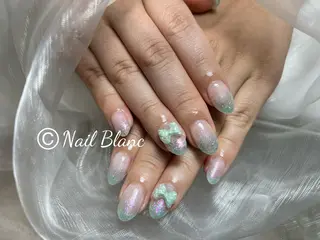 ネイル Kurehashi Yui🧸のネイルデザイン