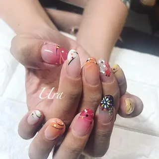 ネイル UrakoNail 《nail》のネイルデザイン