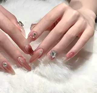 ネイル More Glam渋谷店のネイルデザイン