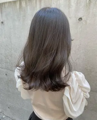 セミロング カラー レイヤーと顔まわり 大好き❣️関口拓馬のヘアスタイル