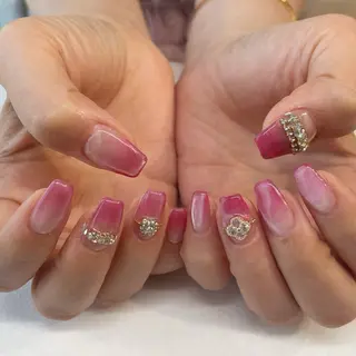 ネイル 💎🐰 saki. m 🐰💎のネイルデザイン