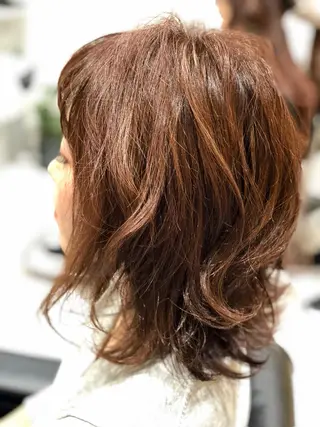 ミディアム カラー パーマ RUBEUS【ルベウス】所属・✨艶々カラー🎨 杉本賢人のヘアスタイル