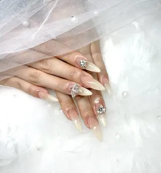 ネイル ガールネイルサロン所属・ガール ネイルサロン Girl salonのネイルデザイン